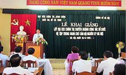 Đào tạo cán bộ nguồn cho Thủ đô